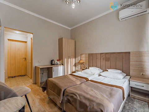 Санаторий «им. Димитрова» Кисловодск. Двухместный двухкомнатный номер 1 категории